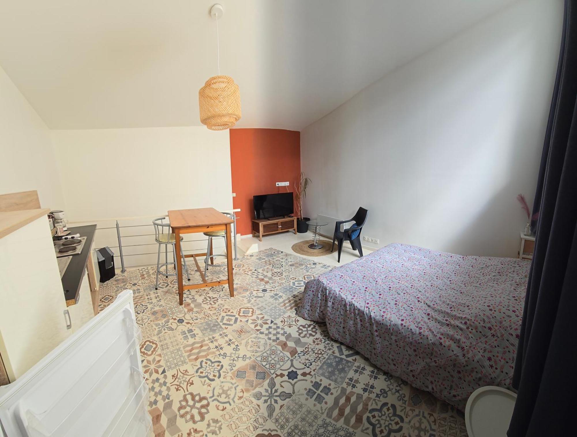 Appartement En Duplex Viviers Ngoại thất bức ảnh