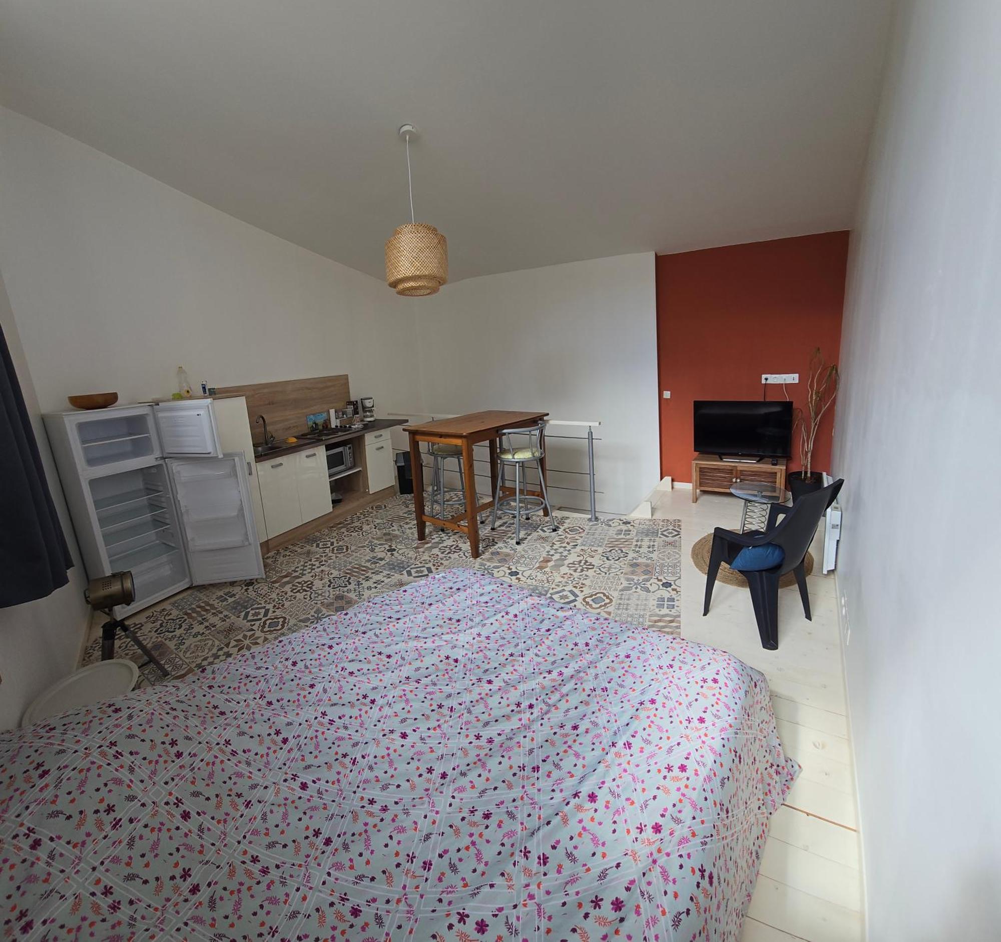 Appartement En Duplex Viviers Ngoại thất bức ảnh